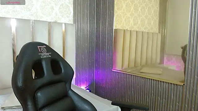 Snapshot of Laulin_tay chatting on February 2026 03:54:01 AM Laulin tay online show from February 2026 03:54:01 AM