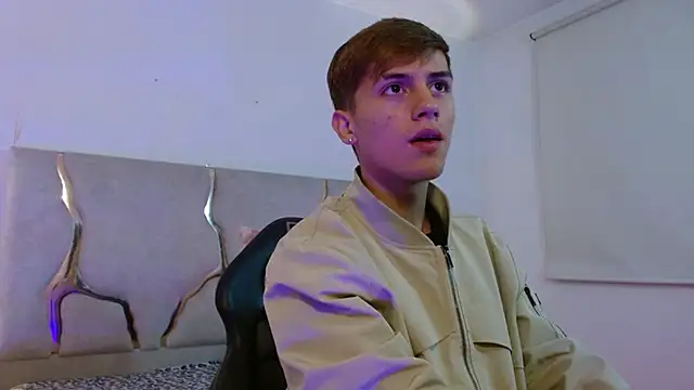 EVAN TAY online show from April 2026 03:15:02 AM