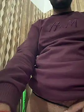 Snapshot of hardlysuck chatting on February 2026 05:40:02 AM hardlysuck online show from February 2026 05:40:02 AM