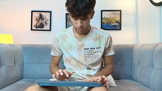 Snapshot of PRETTY_COCK1 chatting on February 2026 07:15:02 AM PRETTY COCK1 online show from February 2026 07:15:02 AM