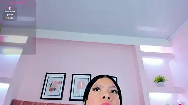 Snapshot of Sophia_Salem chatting on February 2026 07:13:02 PM Sophia Salem online show from February 2026 07:13:02 PM