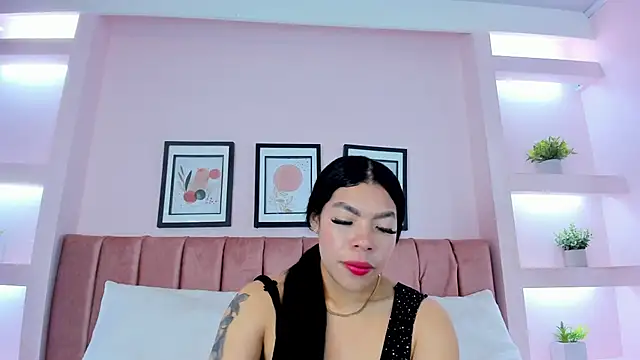 Snapshot of Sophia_Salem chatting on March 2026 12:23:01 PM Sophia Salem online show from March 2026 12:23:01 PM