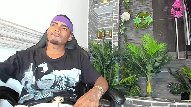 Rpoolrboy online show from March 2026 04:18:01 AM