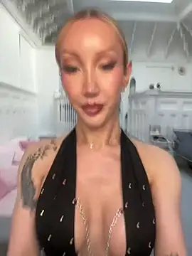 Allana29 online show from May 2026 07:00:02 PM
