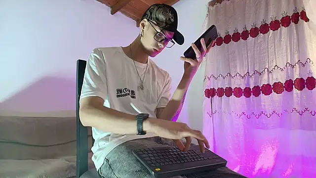 Snapshot of Vlad__night chatting on June 2026 03:38:02 AM Vlad night online show from June 2026 03:38:02 AM