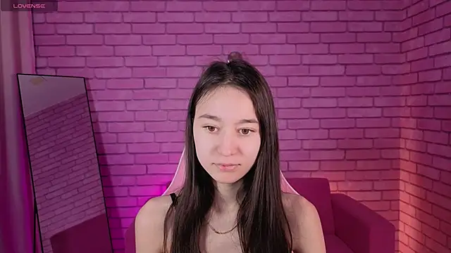 Nicole Brownie online show from March 2026 01:21:01 AM