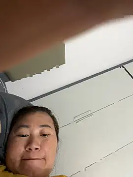 Puka2001 online show from March 2026 05:24:01 AM