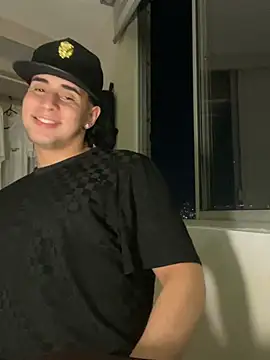 Maximuz1920 online show from February 2026 04:17:02 AM