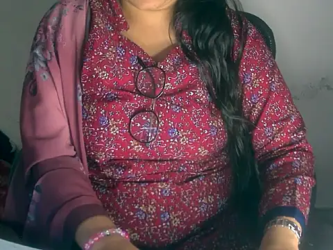 Snapshot of Cute_Aliyaa chatting on March 2026 08:16:01 AM Cute Aliyaa online show from March 2026 08:16:01 AM