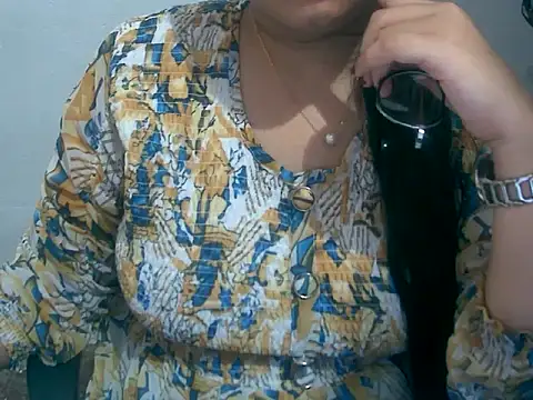 Snapshot of Cute_Aliyaa chatting on March 2026 09:02:01 AM Cute Aliyaa online show from March 2026 09:02:01 AM