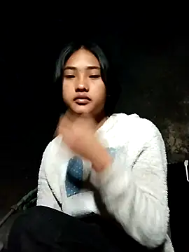 Snapshot of Hoa-tuylip chatting on February 2026 10:59:01 PM Hoa-tuylip online show from February 2026 10:59:01 PM