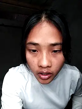 Snapshot of Hoa-tuylip chatting on February 2026 06:33:02 AM Hoa-tuylip online show from February 2026 06:33:02 AM