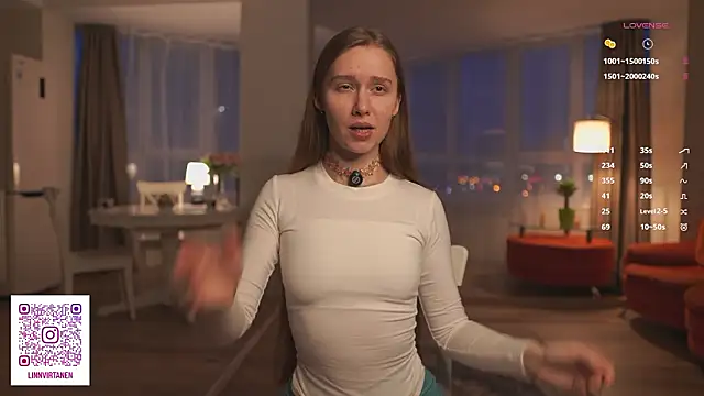 Snapshot of SharaNewbern chatting on February 2026 01:41:01 PM SharaNewbern online show from February 2026 01:41:01 PM