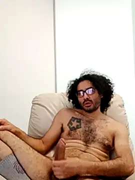 Snapshot of Batou1683 chatting on February 2026 03:35:01 PM Batou1683 online show from February 2026 03:35:01 PM