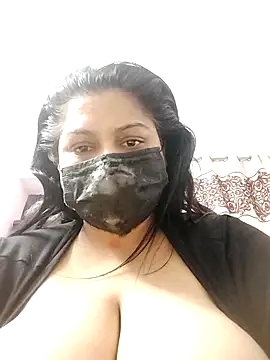 Snapshot of milf_punjaban chatting on March 2026 06:18:02 AM milf punjaban online show from March 2026 06:18:02 AM