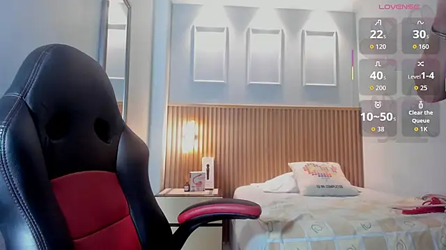 Snapshot of BONNIE_CH1 chatting on March 2026 12:44:01 PM BONNIE CH1 online show from March 2026 12:44:01 PM