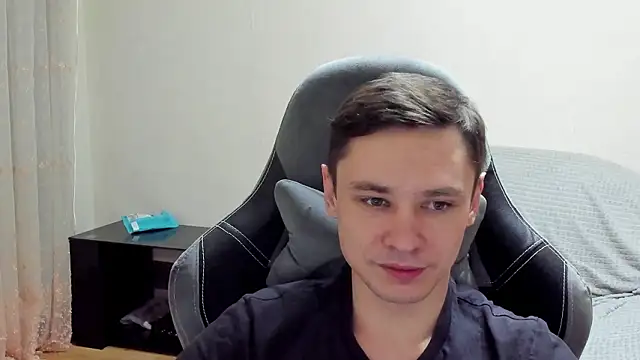 Alexmansuper online show from March 2026 08:37:01 PM