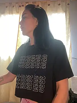 bliinkii and luka  online show from March 2026 02:07:02 PM