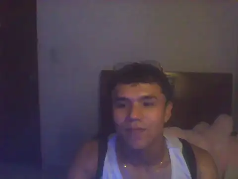 CreamKingg online show from April 2026 03:29:02 AM