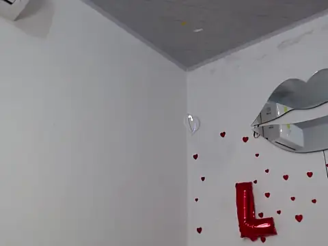 Caius fox online show from March 2026 12:33:01 PM