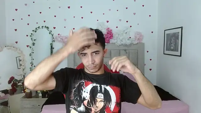 Caius fox online show from April 2026 11:33:01 AM