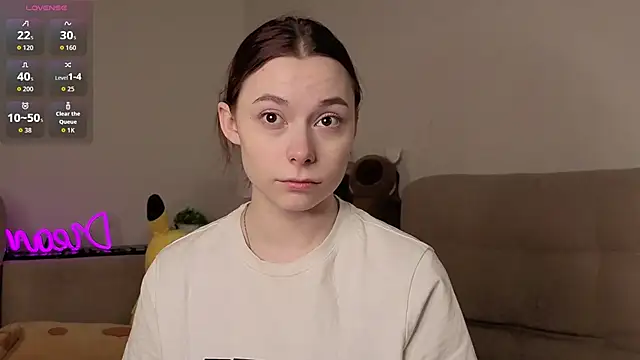 Snapshot of BuenaSchmaling chatting on February 2026 08:18:01 PM BuenaSchmaling online show from February 2026 08:18:01 PM