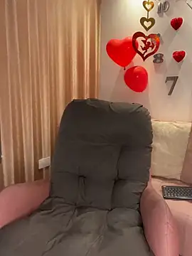 Snapshot of Dominik_Souza chatting on February 2026 12:48:02 PM Dominik Souza online show from February 2026 12:48:02 PM