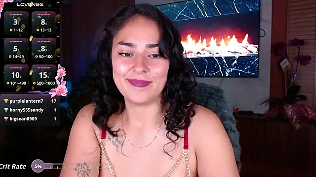 Snapshot of Iris_colette chatting on May 2026 11:01:04 PM Iris colette online show from May 2026 11:01:04 PM