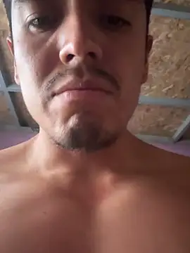 Snapshot of serranoandre chatting on February 2026 09:15:02 PM serranoandre online show from February 2026 09:15:02 PM