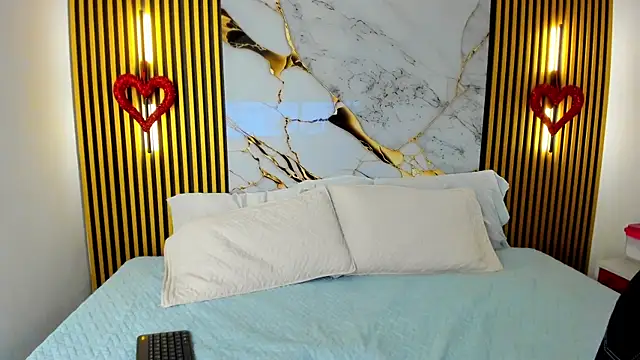 Snapshot of noha_ns chatting on February 2026 10:10:02 PM noha ns online show from February 2026 10:10:02 PM