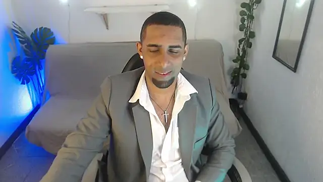 Snapshot of Paolo_Blaze chatting on February 2026 01:20:01 PM Paolo Blaze online show from February 2026 01:20:01 PM