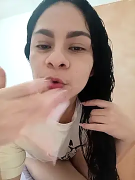 Snapshot of luna_pinky chatting on February 2026 02:47:01 PM luna pinky online show from February 2026 02:47:01 PM