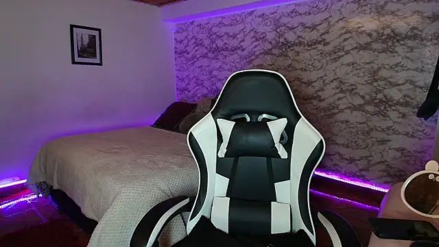 Camila IRoose online show from March 2026 08:56:02 PM