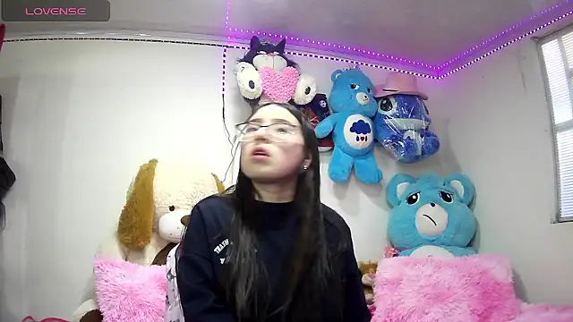 Snapshot of natasha_vesperxx chatting on February 2026 12:32:02 PM natasha vesperxx online show from February 2026 12:32:02 PM