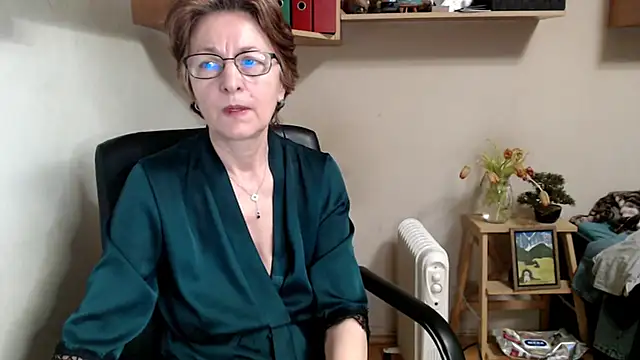 katemodel online show from February 2026 08:42:01 AM