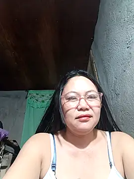 Snapshot of hotpinay_45 chatting on April 2026 08:29:02 PM hotpinay 45 online show from April 2026 08:29:02 PM