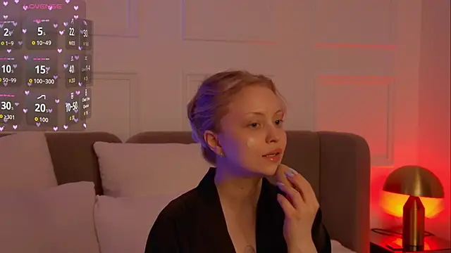 MollyHilton online show from April 2026 01:28:01 PM