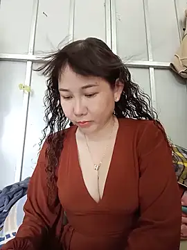 Snapshot of Ana-love2026 chatting on May 2026 02:17:02 AM Ana-love2026 online show from May 2026 02:17:02 AM