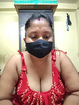 Curvy Trisha online show from May 2026 03:42:02 PM