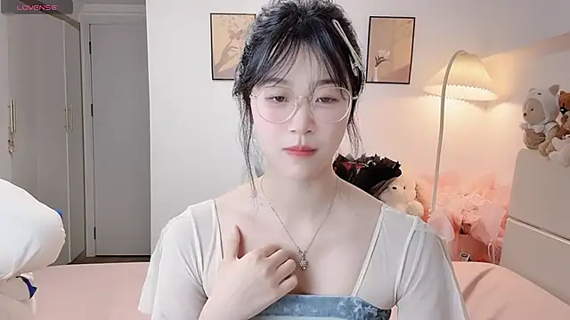 Luminous4173 online show from May 2026 12:55:02 PM