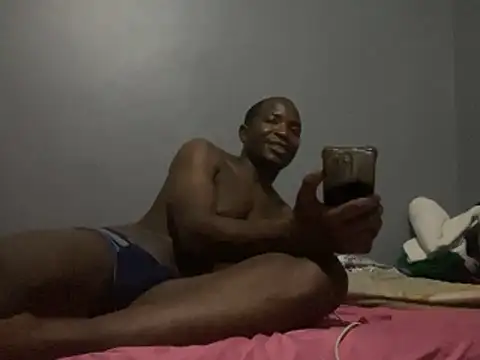 Snapshot of VerMo-nica chatting on April 2026 10:04:02 PM VerMo-nica online show from April 2026 10:04:02 PM