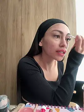 Bonny Eva online show from July 2026 05:41:02 PM