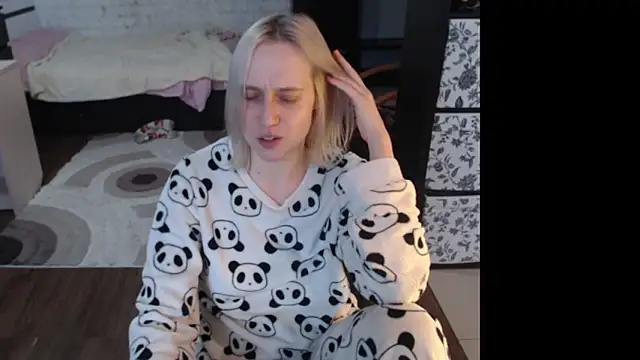 Snapshot of Your_guilty_pleasure1 chatting on February 2026 12:49:01 PM Your guilty pleasure1 online show from February 2026 12:49:01 PM