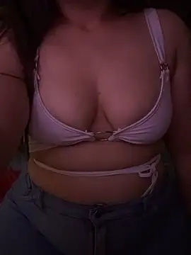 Snapshot of Miacale chatting on March 2026 01:11:01 AM Miacale online show from March 2026 01:11:01 AM