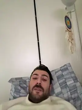 Snapshot of Aliiiix chatting on February 2026 03:38:01 PM Aliiiix online show from February 2026 03:38:01 PM