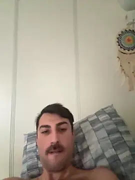 Snapshot of Aliiiix chatting on February 2026 03:07:01 PM Aliiiix online show from February 2026 03:07:01 PM