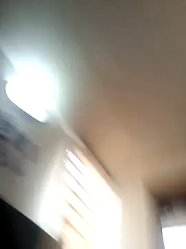 Snapshot of maynor_1998 chatting on February 2026 03:17:02 PM maynor 1998 online show from February 2026 03:17:02 PM