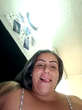 Snapshot of maynor_1998 chatting on February 2026 03:51:02 PM maynor 1998 online show from February 2026 03:51:02 PM