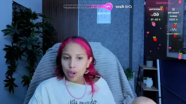 Snapshot of saphire_ chatting on April 2026 02:30:01 PM saphire online show from April 2026 02:30:01 PM