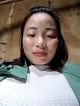 Snapshot of Ella-aa chatting on February 2026 07:48:01 AM Ella-aa online show from February 2026 07:48:01 AM